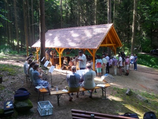 Der Posaunenchor begleitete den Ökumänischen Gottesdienst zur Weihe der Waldkapelle St.-Jost
